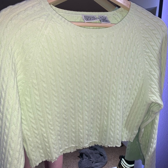 cropped sweater - Picture 3 of 3